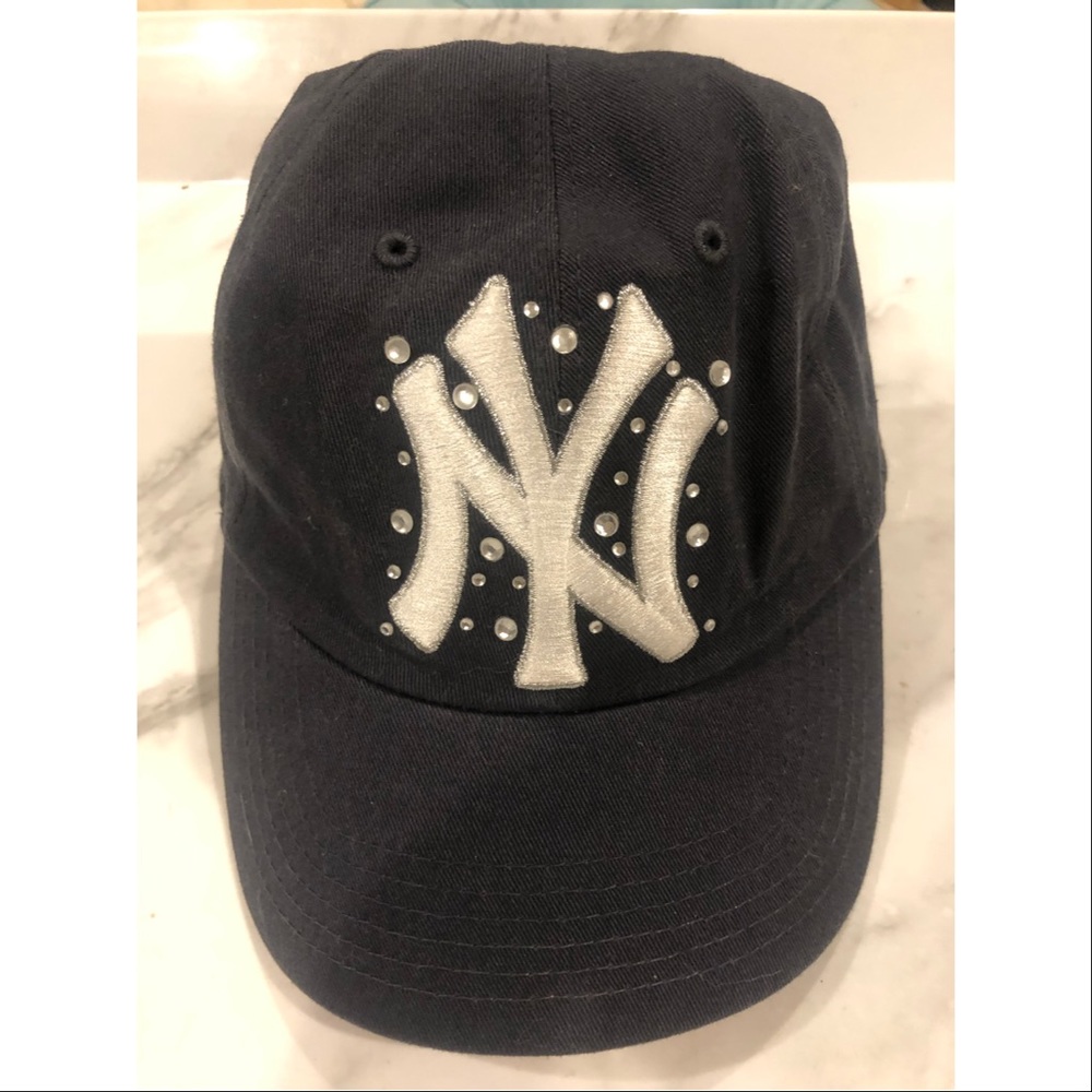 Victoria’s Secret Pink NY Yankee hat